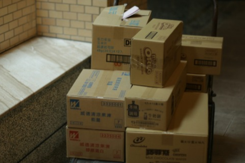 pallet-of-boxes - Edited.png